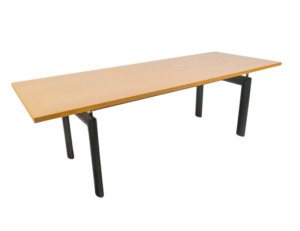 Cassina LC6 Esstisch – nach Entwürfen von Le Corbusier, Pierre Jeanneret und Charlotte Perriand